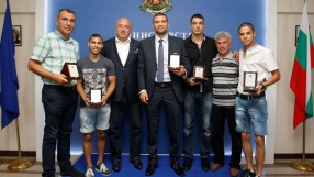 Кралев награди медалистите от Самоков