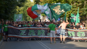 Здрав бой между феновете на Берое и Ботев преди дербито за Тракия