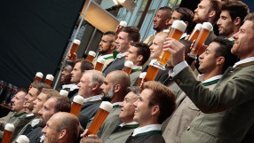 Байерн бие в Гърция на старта на Шампионска лига (ВИДЕО)