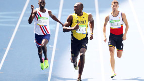 Юсейн Болт е на полуфинал на 200 метра 