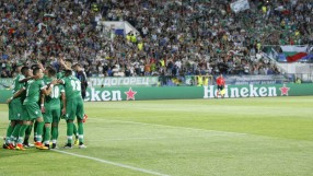 Кои отбори очакват 