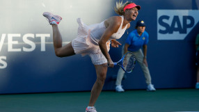 Шарапова се завърна с победа в САЩ