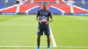 Неймар дебютира с гол и асистенция за 