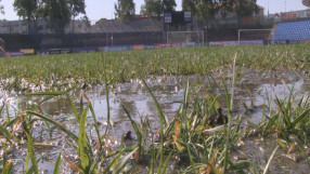 Стадионът в Русе се нуждае от ремонт 4 месеца след обновяването (ВИДЕО)