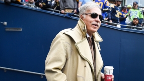 Стан Кронке дава 600 млн. паунда за пълен контрол в 