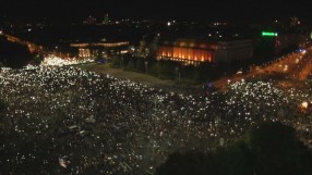 Многохилядните антиправителствени  протести в Румъния продължават