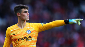 Кепа на пост, дори по време на... интервю (ВИДЕО)