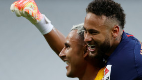 Празненствата на ПСЖ: Голяма купа, малки купи и изтупан Мбапе