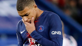 Мбапе се моли за пострадалите в Бейрут