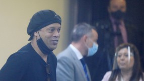 Роналдиньо вече е на свобода (ВИДЕО)