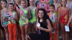 Търговище посрещна своята Антоанета със сълзи от радост (ВИДЕО)