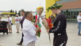 Шампионско посрещане за ощетения Христо Христов (ВИДЕО)