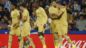 Рожденикът Левандовски се развихри с два гола за победа на 