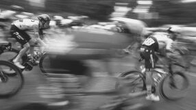 Шампион на САЩ загина на тренировка, блъсна го кола