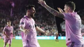 Блестящ Меси класира Интер на четвъртфинал (ВИДЕО)