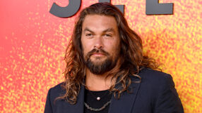 Джейсън Момоа е принуден да напусне дома си - ето каква е причината (ВИДЕО)