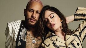 Неймар в Саудитска Арабия: Частен самолет и любов без брак