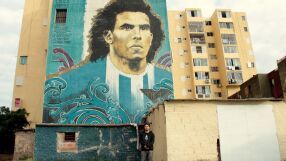 Карлос Тевес в търсене на големите пари: Построих 15 къщи и нахраних 60 човека