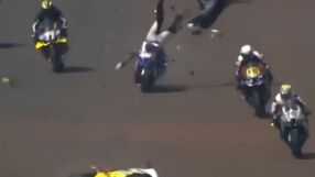 Двама пилоти загинаха в зловещ инцидент (ВИДЕО)