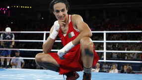 Набедената за мъж Хелиф стана олимпийска шампионка (ГАЛЕРИЯ)