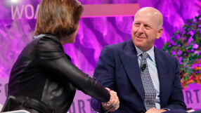 Дейвид Соломон: Директорът на Goldman Sachs, който беше и успешен DJ 