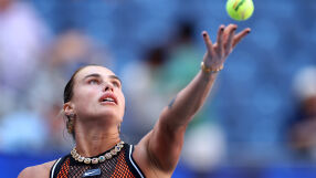 Арина Сабаленка блести на US Open с прозрачна рокля и над 127 карата бижута (СНИМКИ)