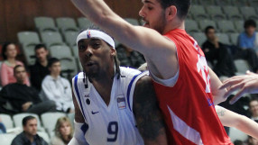 Левски ще играе с жълти екипи в домакинските си мачове