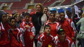 Коледен турнир зарадва деца лишени от родителски грижи (ВИДЕО)