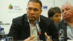 Пулев атакува световната титла при победа над Питър