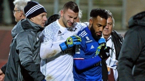 Прекратиха мач от елита на Франция заради бомбичка (ВИДЕО)