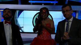 Стоичков пак загуби бас, облече се като принцеса (ВИДЕО)