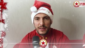 Играчите на ЦСКА - с коледни шапки и пожелания (ВИДЕО)