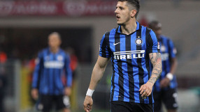 Стеван Йоветич отива в 