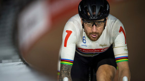 Сър Брадли Уигинс прекрати състезателната си кариера