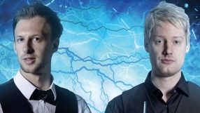 Мегасблъсъкът Джъд Тръмп - Нийл Робъртсън - пряко по RING (ВИДЕО)