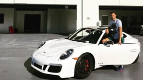 Григор хвърчи във Флорида с Порше