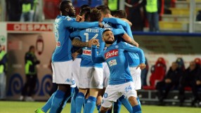 Рекордьорът Хамшик осигури на 