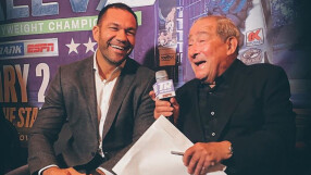 Кобрата подписа с промоутъра на Мохамед Али