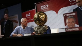 Стоичков показа 