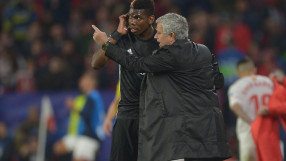 Погба се усмихва загадъчно след уволнението на Моуриньо (СНИМКА)