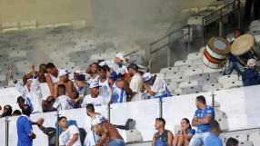 Масови безредици след изпадането на 