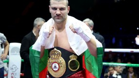 Тренирай вкъщи с Тервел Пулев (ВИДЕО)