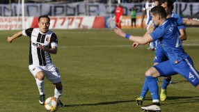 Без голове между 