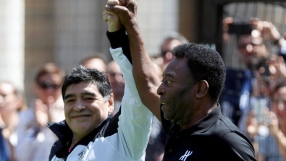 Пеле към Марадона: Ти си несравним! Обичам те!