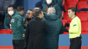 Нидерландци и поляци сменят румънските съдии за ПСЖ - 