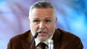 Питър Фюри: Респект за Пулев и за България