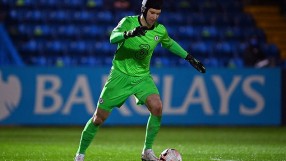 Чех се завърна с грешка и два гола във вратата си 