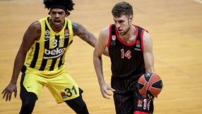 Силен Везенков, но трета поредна загуба за 