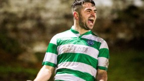 Братя вкараха директно от корнер в един и същи ден (ВИДЕО)