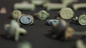 Незакона търговия с безценни находки за над 100 млн. лева: Част от тях са на наша територия